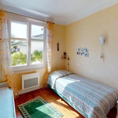 Villa Maison Biarritz, 5 Pieces, 6 Personnes - Fr-1-621-5 *